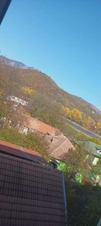 Apartament Mattias Călimăneşti Eksteriør billede